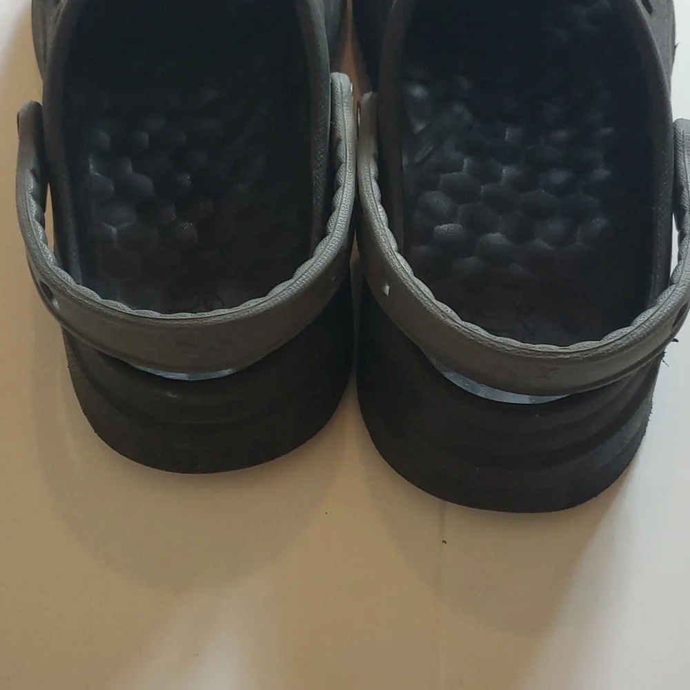 Joybees black with steap water shoes